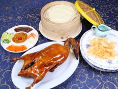 功夫片皮鹅，一鹅三味，汤，皮，肉-荔凤饭爷(开平分店)