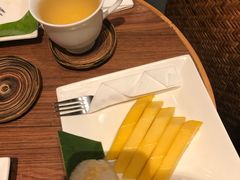 -Let’s Relax Spa(Siam Square One)