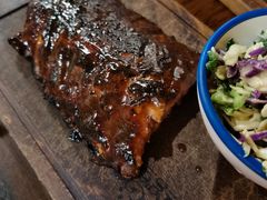 -Ribs & Burgers The Rocks