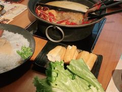 -呷哺呷哺(星光天地店)
