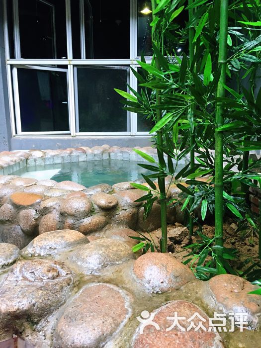 四海合利温泉商务酒店图片 - 第1张