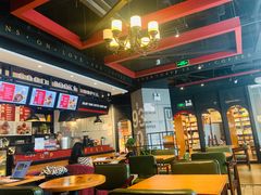 大堂-西西弗书店&矢量咖啡(凯德晶萃广场店)