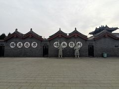-开封府