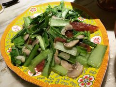 口蘑小青菜-那家小馆•北京菜•烤鸭(中关村店)