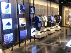 -NIKE品牌体验店(南京东路店)