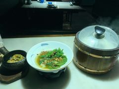 辣椒小炒肉-佬麻雀·剁椒鱼头(京基KK One店)