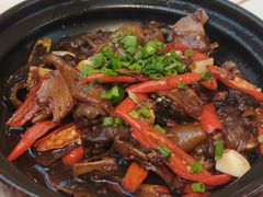 -阿瓦山寨·湘菜现炒·剁椒鱼头王(咸阳总店)