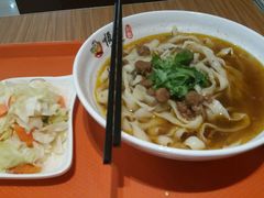 -顺溜·手工刀削面·黑金店(铜锣湾店)