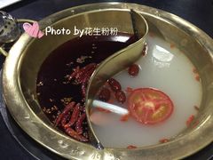 -怡品川宇火锅(宝立方店)