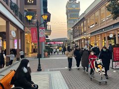 -王府井奥莱临潼小镇(临潼店)