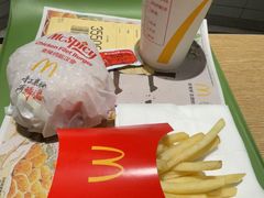 -麦当劳(徐汇漕溪北路百脑汇店)