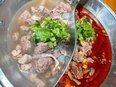 -大众跷脚牛肉馆·非遗传承单位(峨眉山店)