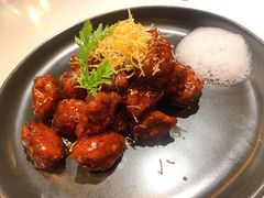 红酒泡沫牛仔粒-荟廷·晶萃(陆家嘴尚悦湾店)