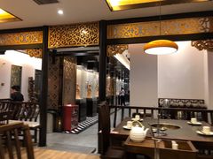-小天鹅火锅·一线江景洪鼎旗舰店(洪崖洞店)