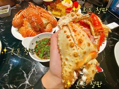 -淡尾·海鲜自助概念餐厅(虹桥南丰城店)