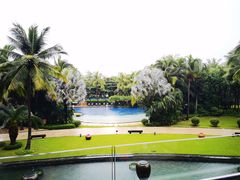 -三亚湾海居铂尔曼度假酒店