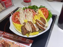 -黄记煌三汁焖锅(新佳丽江汉路店)