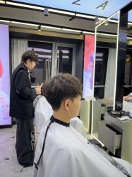 -藤野造型烫发染发