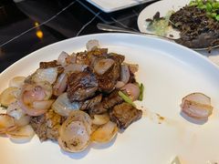 葱爆M6眼肉粒-越宴(西施山路店)