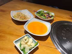 -唯成•韩国炭火烤肉 유성고기