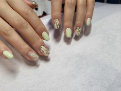 -爱空间美睫健康美甲