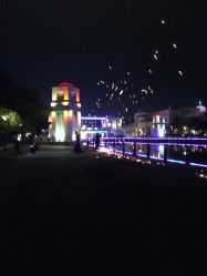 点击看大图 -现代经典婚纱摄影