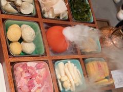 -得意咚瓜·顺德鱼生·冬瓜盅火锅