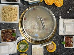 -一席地·本地鸡窝·杭帮鸡火锅(萧山银隆百货店)