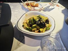 -徐记小怪兽肉蟹煲(中央大街店)