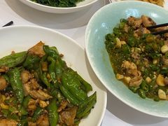 -新一家农家菜(华景新城店)