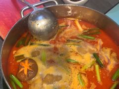 -四季喧黔味豆米火锅(万达广场店)