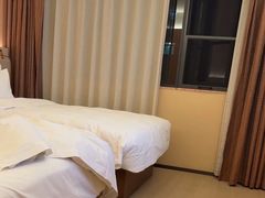 -桔子酒店(成都武侯祠衣冠庙地铁站店)