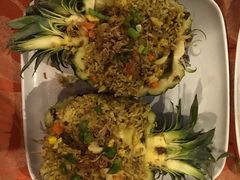 菠萝炒饭-灯笼馆海鲜餐厅