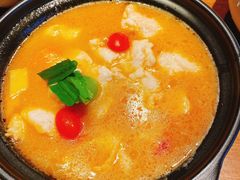 -云海肴·汽锅鸡·云南菜(天山百盛优客店)