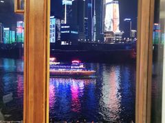 -小天鹅火锅·一线江景洪鼎旗舰店(洪崖洞店)
