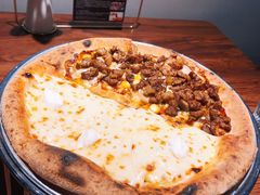 芝士披萨-Primo·丽莫意大利窑烤披萨