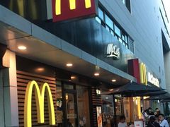 门面-麦当劳(新洲南路店)