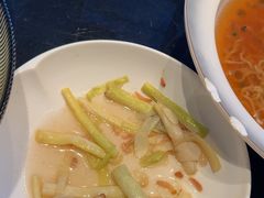 -缘餐厅(钵池山公园店)