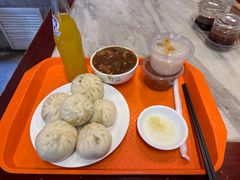 猪肉三鲜包子-天兴居(鲜鱼口街店)