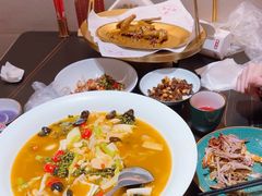 -鸽子侯·家宴·平价海鲜(绿地店)