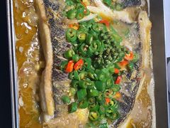 -半天妖烤鱼(绿地大融城店)