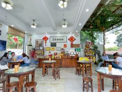 大堂-周大娘牛乳(旧寨古村总店)