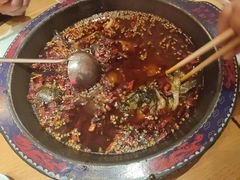 -何师傅美蛙鱼头(汉街店)