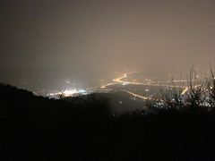 -鬼笑石后山停车场