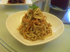 手撕野山菌-青年公社烤鸭(青年路店)