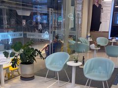 -维乐口腔(美维云门诊陆家嘴店)