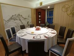 包厢-山泉公馆酒家(广州东站店)