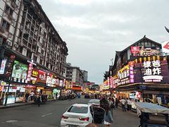 -张公桥美食街