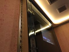 -缤纷KTV(东方新城店)