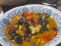 -头上红煨盐鸡·非遗院子餐厅